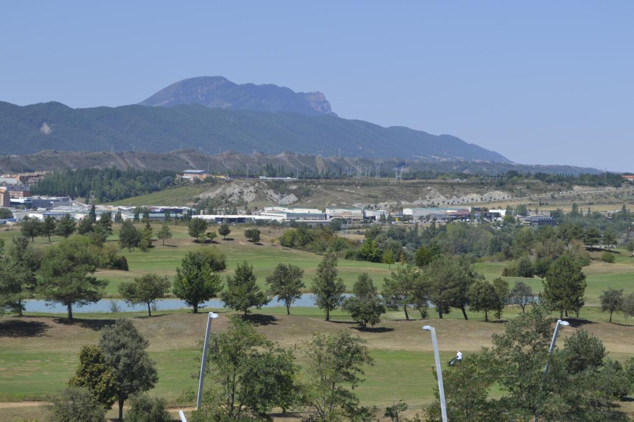 Apartamento Las Margas Golf Pirineo Aragones ซาบิญานิโก ภายนอก รูปภาพ